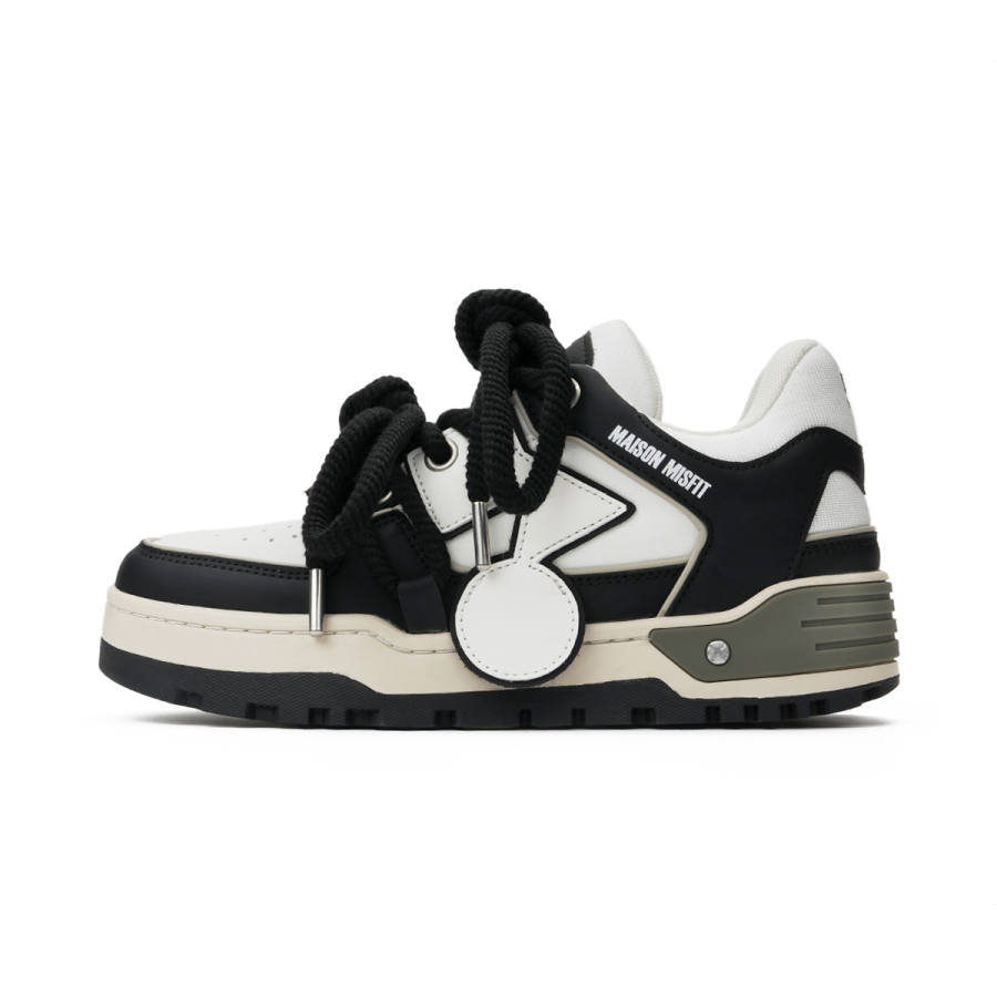 MAISON MISFIT 15 1950 Low top Skateboard Shoes Unisex Black