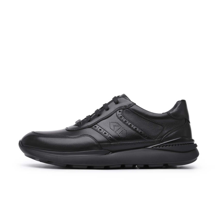Chrisdien Deny Low top Casual Shoes Men's Black