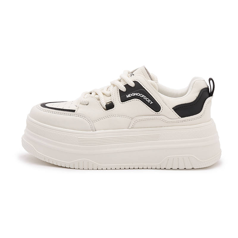 MILANLIANGE Low top Skateboard Shoes Women's
