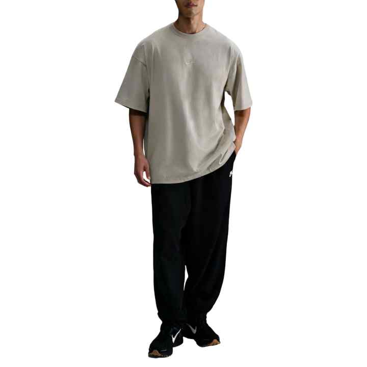 Nike Nike T Shirts Men's Light Bone Crew Neck Moderate Straight Fit