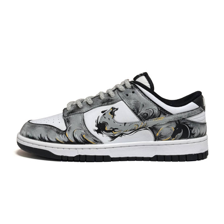 Nike Nike Dunk Stepping On The Flame Of Ebony Abrasion Resistant Low top Skateboard Shoes Unisex