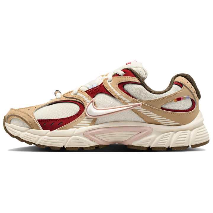 Nike Nike V5 RNR Low top Running Shoes Women's Brown