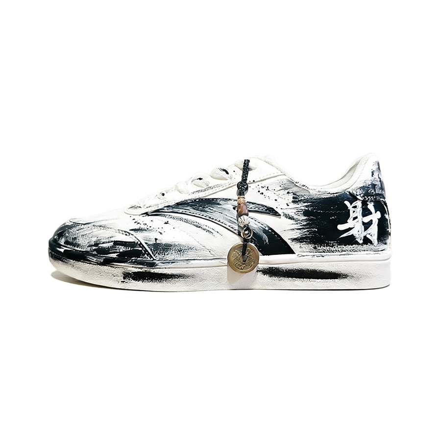 Anta Active Coverage Thermal Slip Resistant Low top Skateboard Shoes Men's Black White Gray