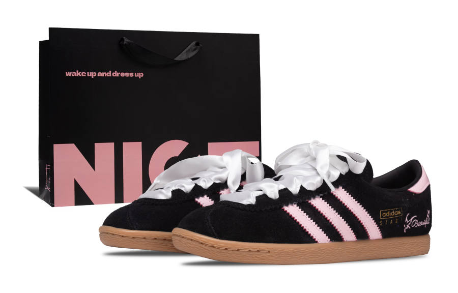 Adidas Originals Stadt Low top German Army Trainers Unisex Black Pink