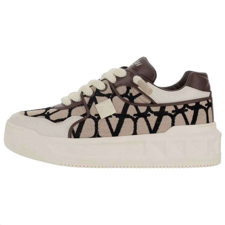Valentino Garavani ONE STUD XL Leather Low top Skateboard Shoes Men's Gray