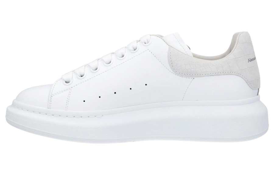 Alexander McQueen Oversized Sneaker Cow Leather Low top Stylish Skateboarding Shoes Men's White