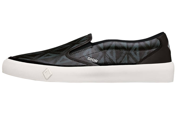 DIOR B101 Low top Stylish Skateboarding Shoes Men's Black