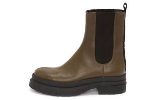 Jw Anderson Round Toe Chelsea Boots Women's