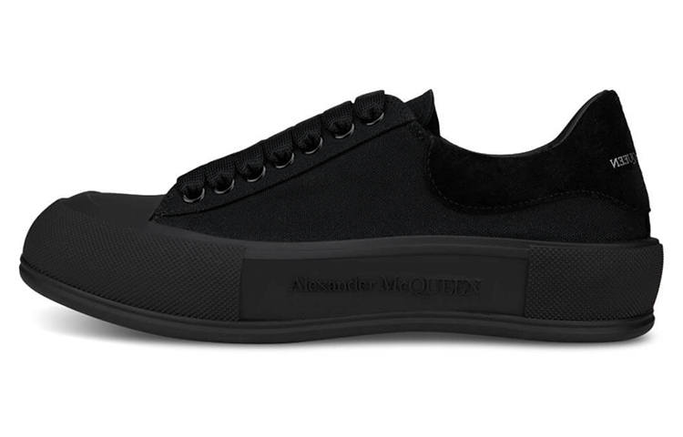 Alexander McQueen Alexander McQueen Deck Skate Plimsoll Lace Up Triple Black