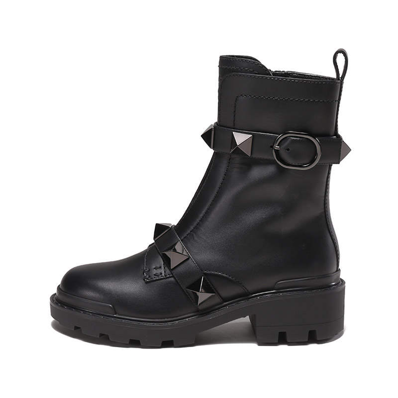 Valentino Roman Stud Top Grain Cow Leather Ankle Boots Women's Black