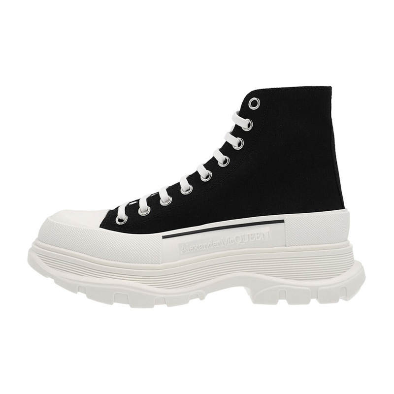 Alexander McQueen Alexander McQueen Tread Slick Lace-Up Boots