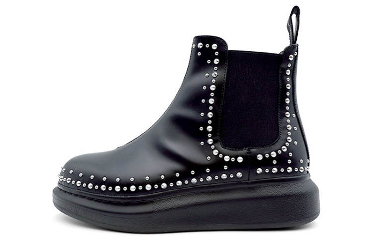 Alexander McQueen Hybrid Chelsea Boots 'Black Studd' Women's