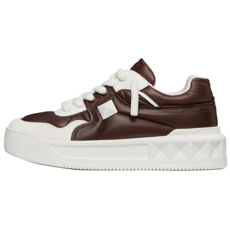 Valentino One Stud Low top Skateboard Shoes Men's Brown