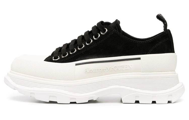 Alexander McQueen Tread Slick Velvet Low top Stylish Skateboarding Shoes Women's Black