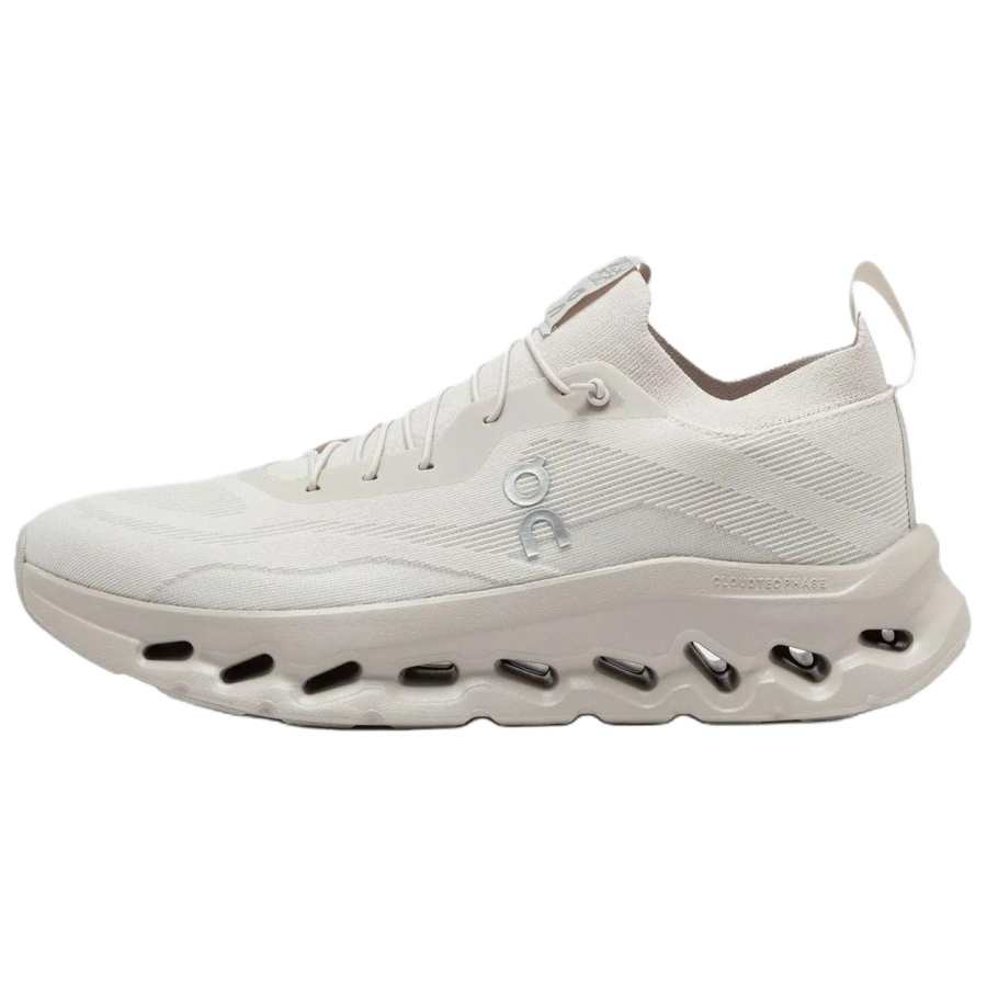 LOEWE On CLOUDTILT x LOEWE Cloudtilt Low top Casual Shoes Women's Beige