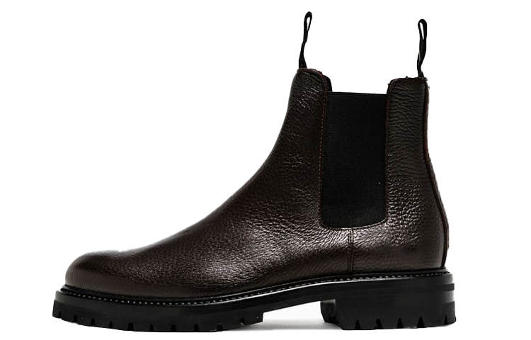 COMMON PROJECTS COMMON PROJECTS Leather Short Chelsea Boots Women's