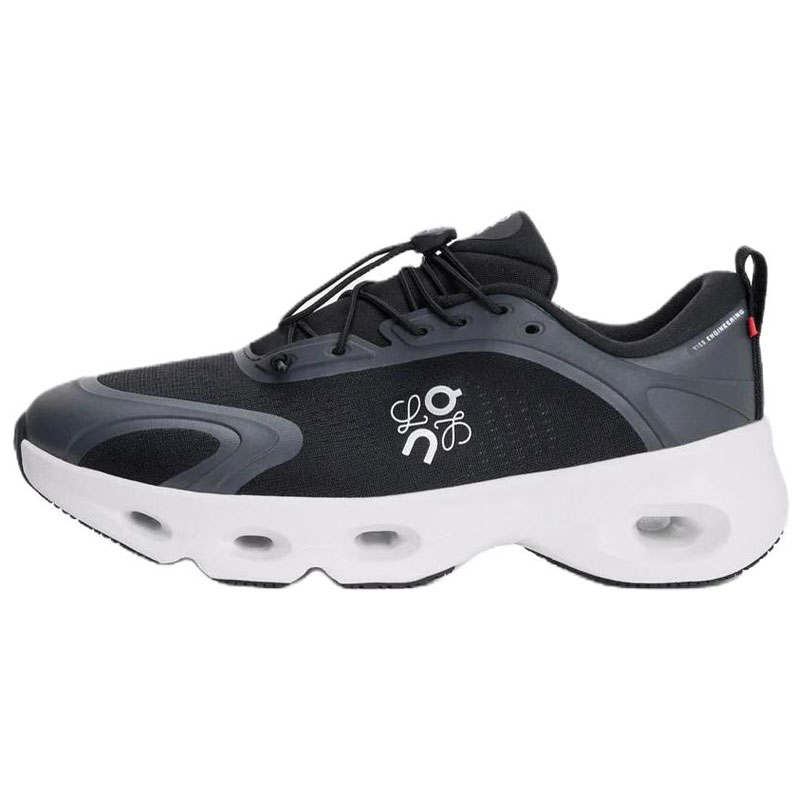 LOEWE X On Running, Collaboration Cloudsolo Low top Casual Shoes Women's Black