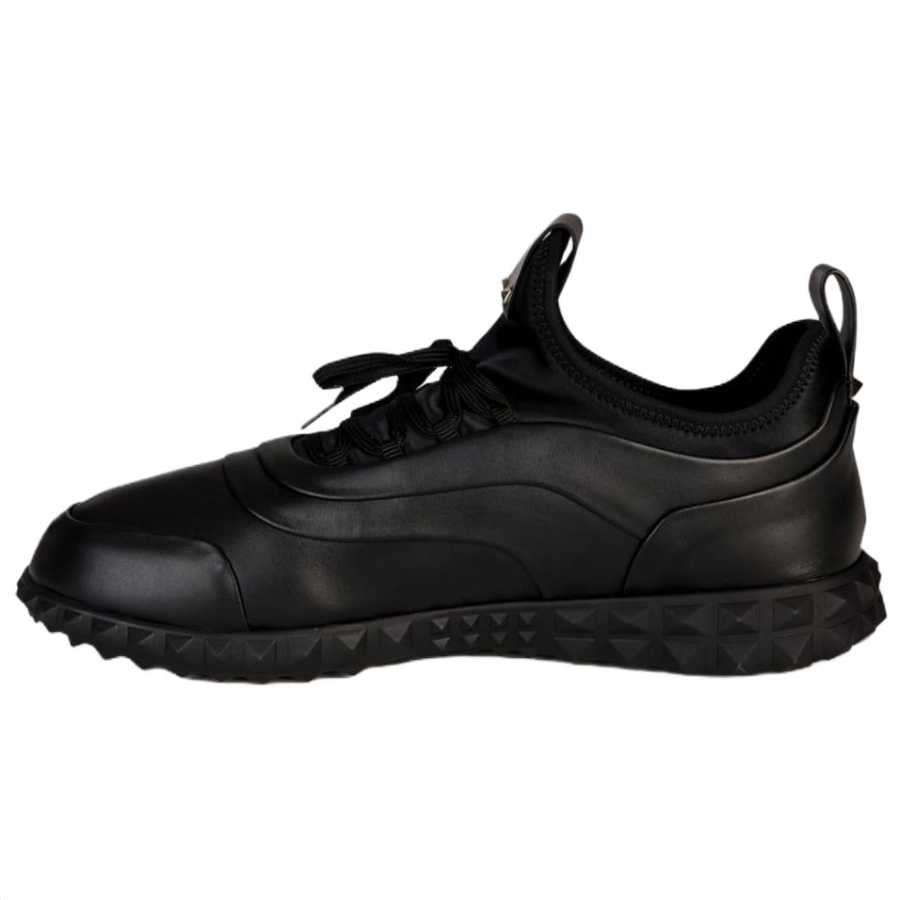 Valentino Cow Leather Low top Casual Shoes Men's Black