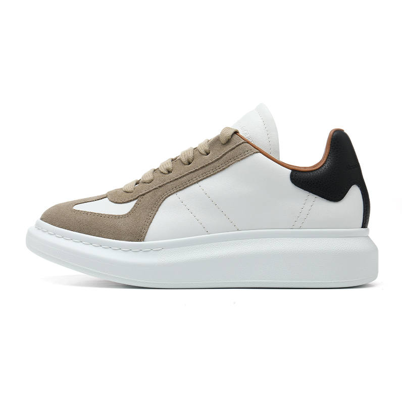 Alexander McQueen Alexander McQueen Oversized Lace Up Sneakers