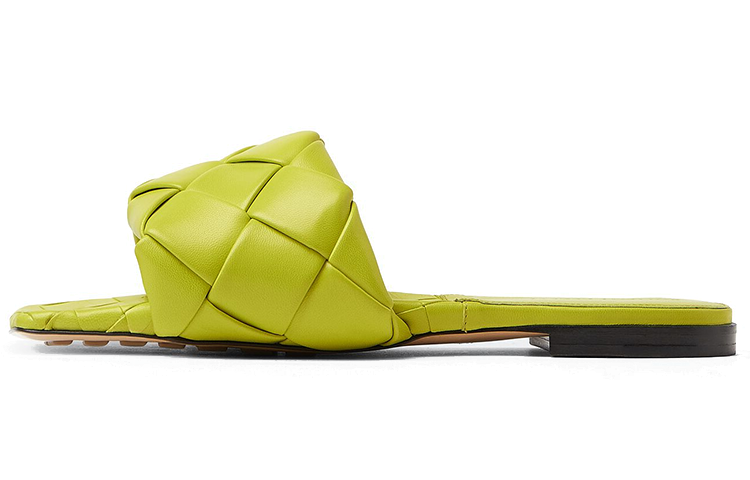 Bottega Veneta Lido Stylish Sandal Women's Dried Kiwis Green