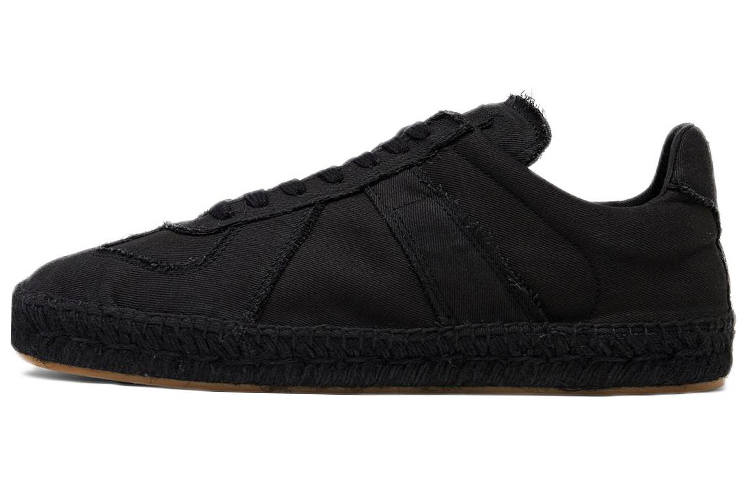 Maison Margiela Low top Stylish Skateboarding Shoes Men's Black