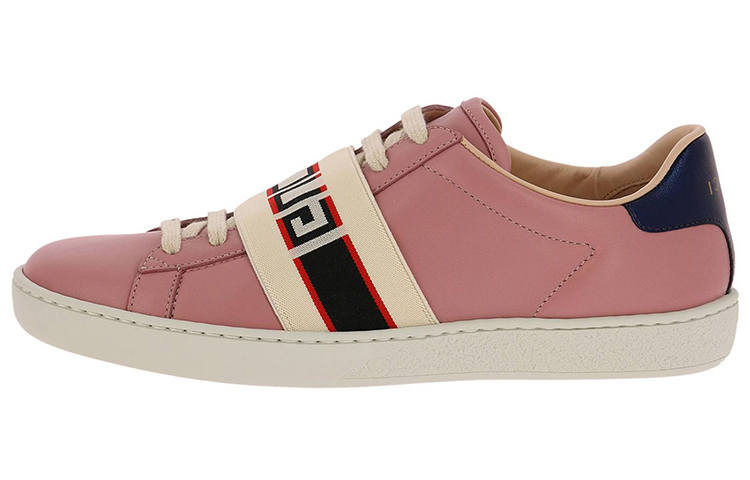 GUCCI GUCCI Ace Sneaker With GUCCI Stripe