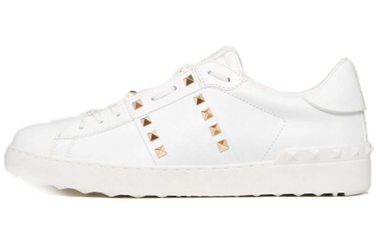 Valentino Rockstud Skateboard Shoes Men's Low Top White
