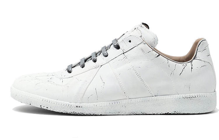 Maison Margiela Replica Low top Athletic Shoes Men's White Distressed