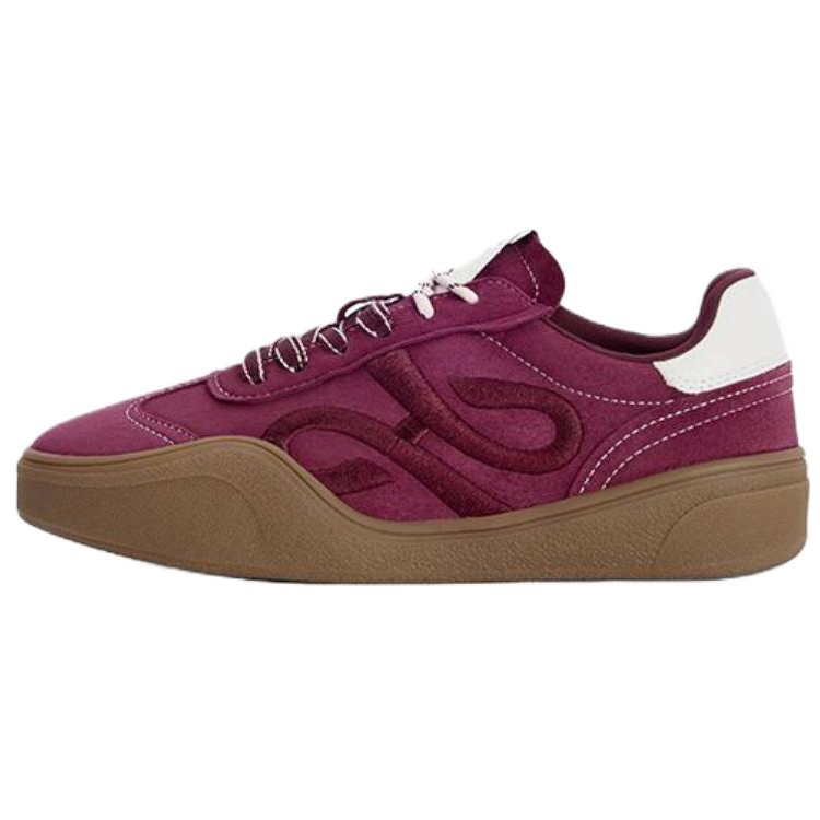 DEGAIA Low top Skateboard Shoes Women's Dark Coffee/Burgundy