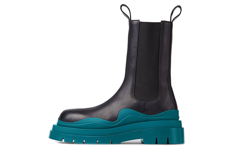 Bottega Veneta Tire Vegetable Tanned Chelsea Boots Men's Black Blue