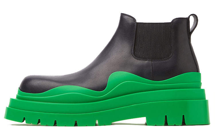 Bottega Veneta Tire Boot Mid Black Grass