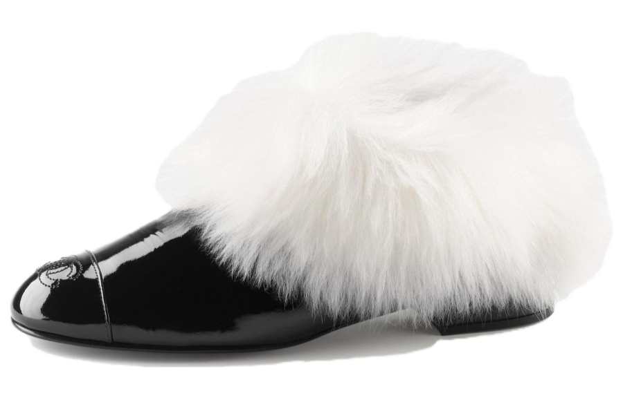 CHANEL Patent Leather Casual Shoes Women's Black