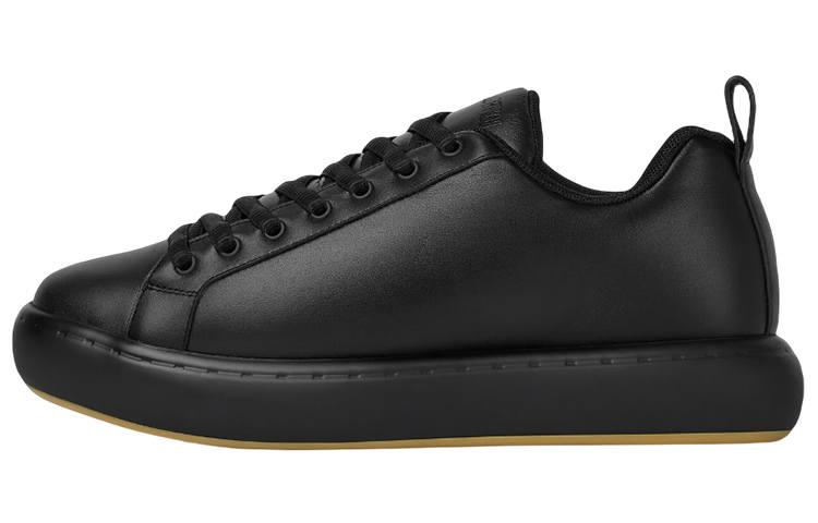 Bottega Veneta Pillow Leather Low top Stylish Skateboarding Shoes Women's Black