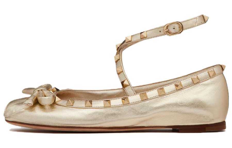 Valentino Garavani Rockstud Bow Detailed Ballerina Shoes Women's