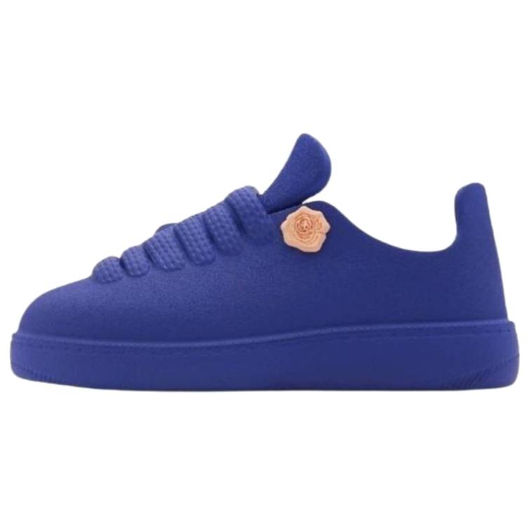 Burberry Bubble Rubber Low top Skateboard Shoes Women's Blue