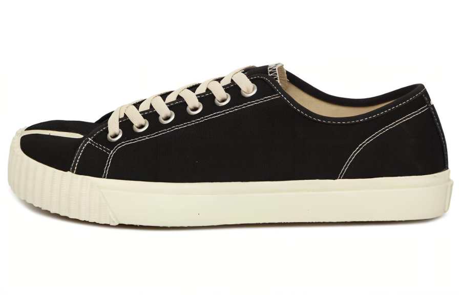 Maison Margiela Tabi Low Top Sneakers