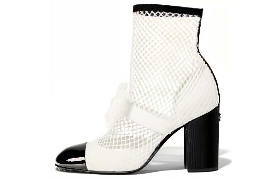 CHANEL Resille 90mm Mary Janes White Black Patent Calfskin Women's