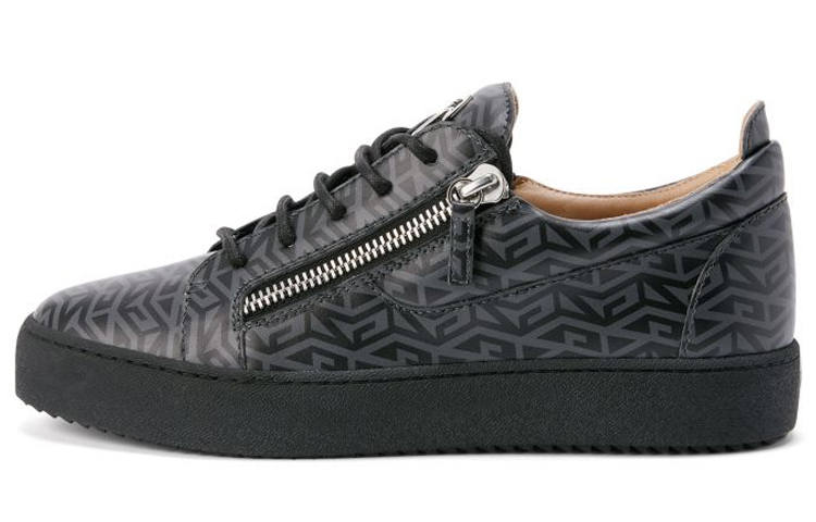 Giuseppe Zanotti Giuseppe Zanotti Frankie Monogram print Sneakers