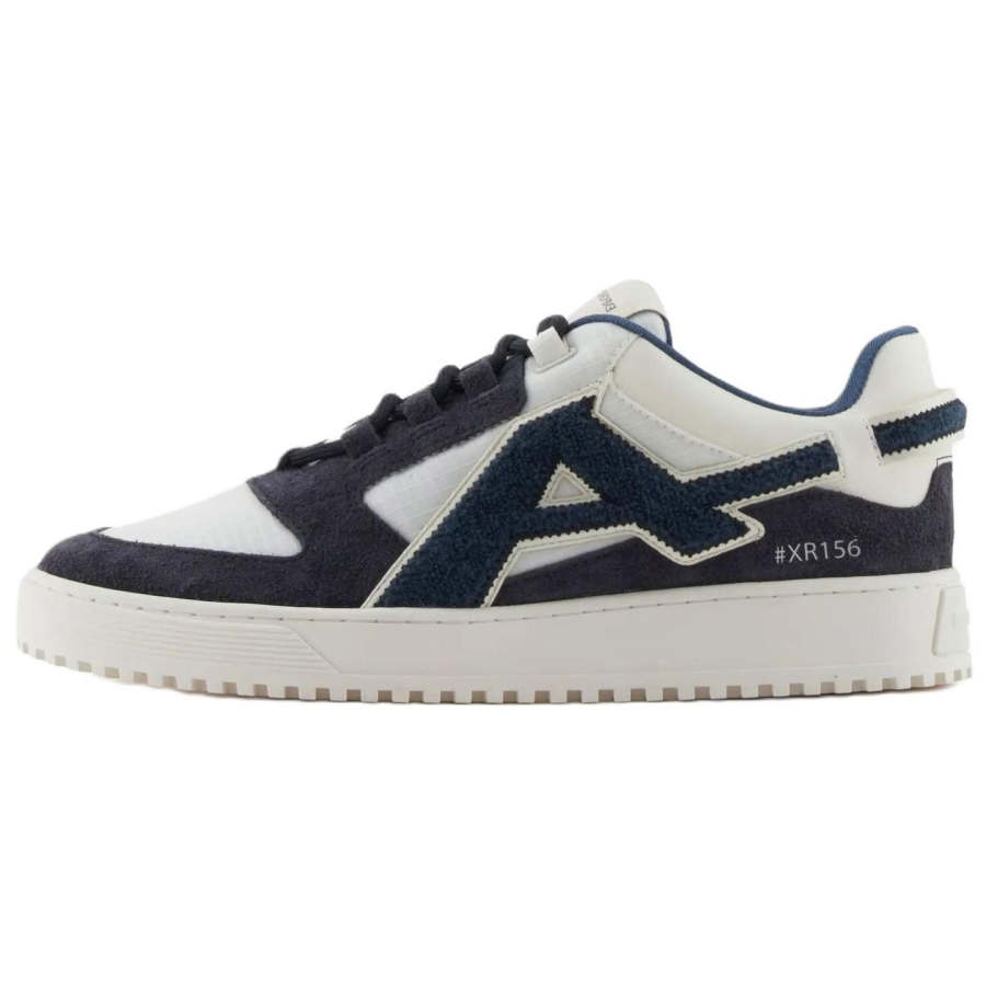 EMPORIO ARMANI Logo Detail Casual Sneakers