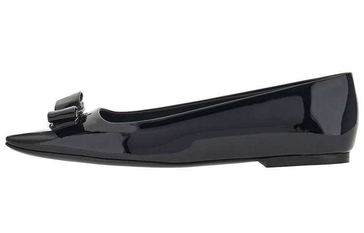 FERRAGAMO Vara Bow Ballerina Shoes