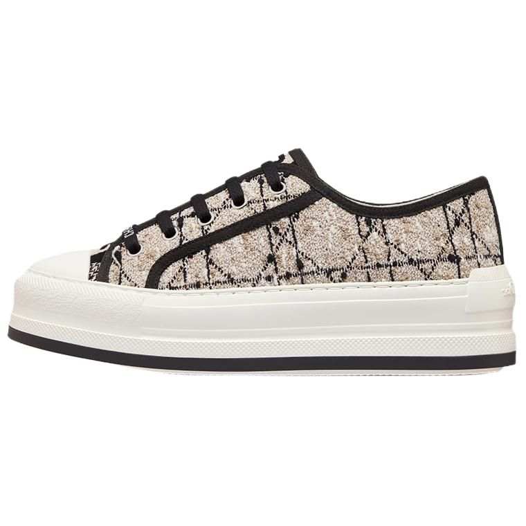 DIOR Walk'n'Dior Low top Skateboard Shoes Women's Beige