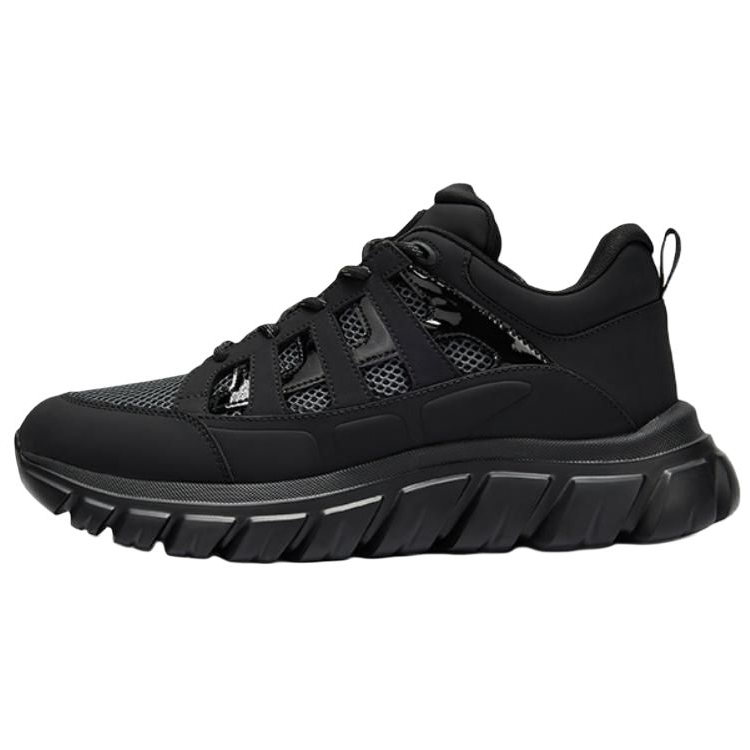 DEGAIA Low top Casual Shoes Men's Black