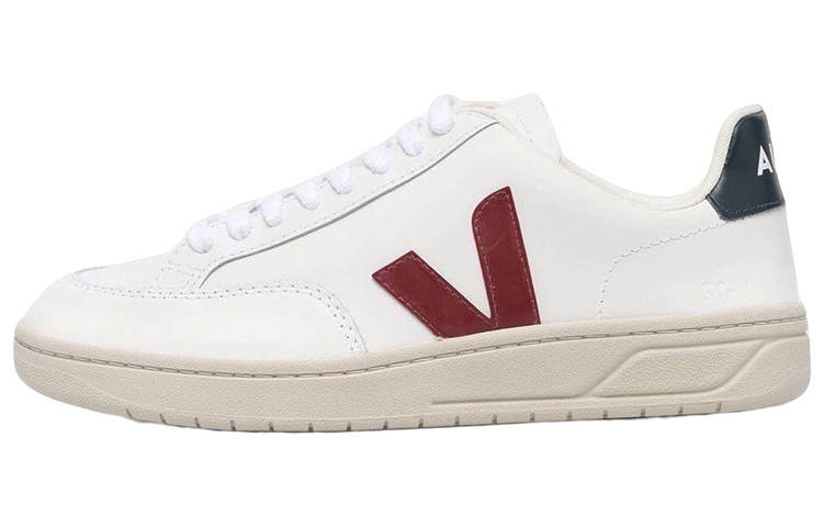 VEJA VEJA V 12 Leather 'White Marsala Nautico'
