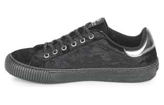 Victoria Beckham Suede Low top Skateboard Shoes Women's Black