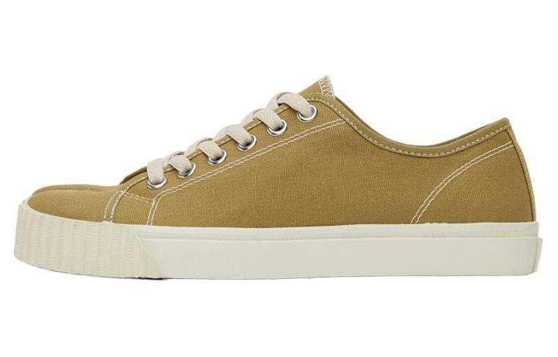 Maison Margiela Tabi Suede Low top Skateboard Shoes Women's Yellow Green