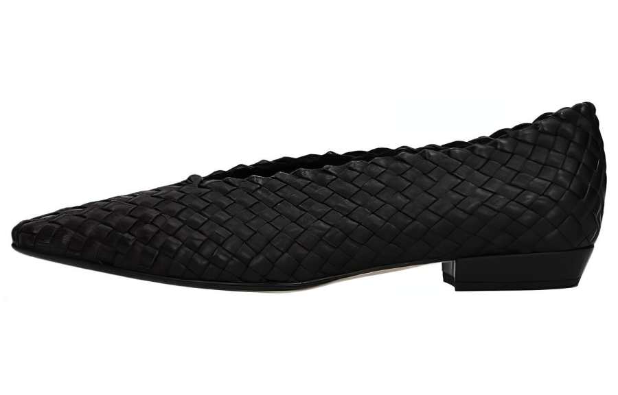 Bottega Veneta Almond Classic And Versatile Casual Shoes Low Heel Women's Black