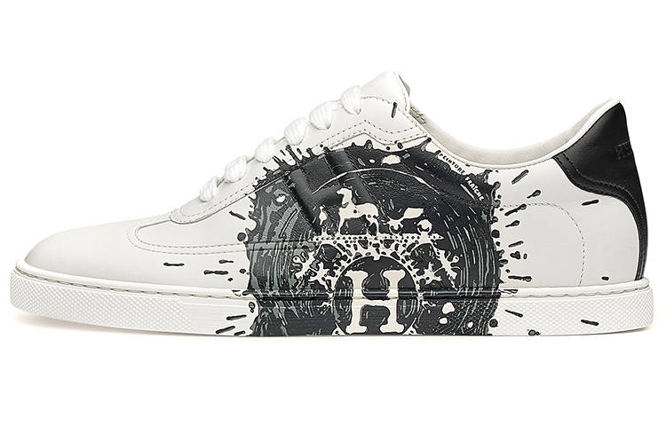 HERMES Quicker Low top Stylish Skateboarding Shoes Women's White Black Graffiti