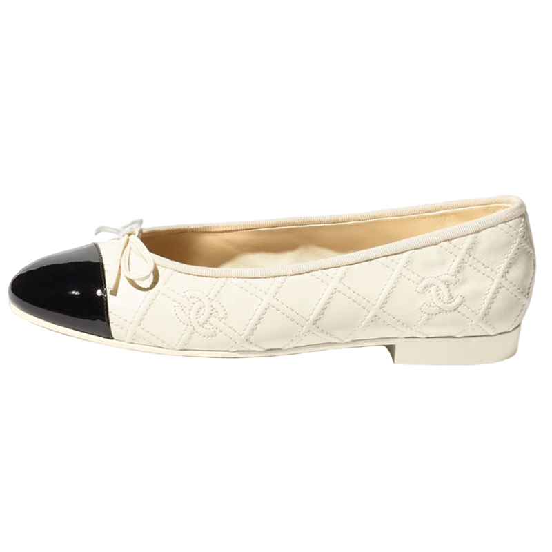 CHANEL Leather Casual Shoes Women's White