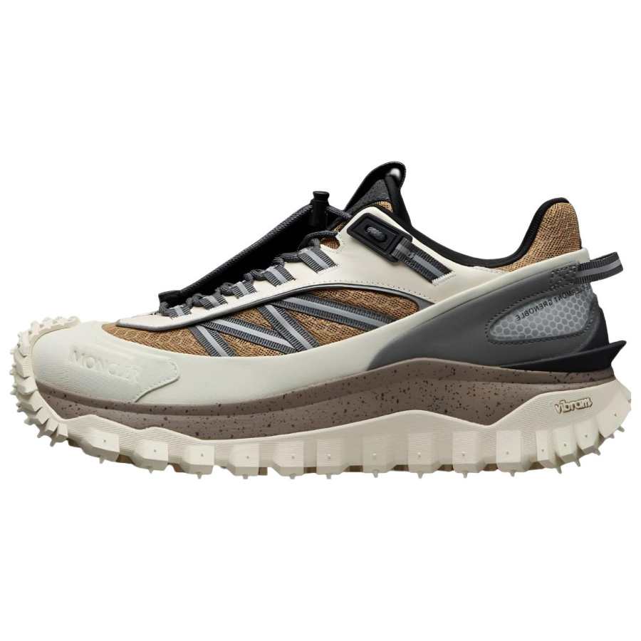 Moncler Trailgrip Low top Casual Shoes Men's Gray White