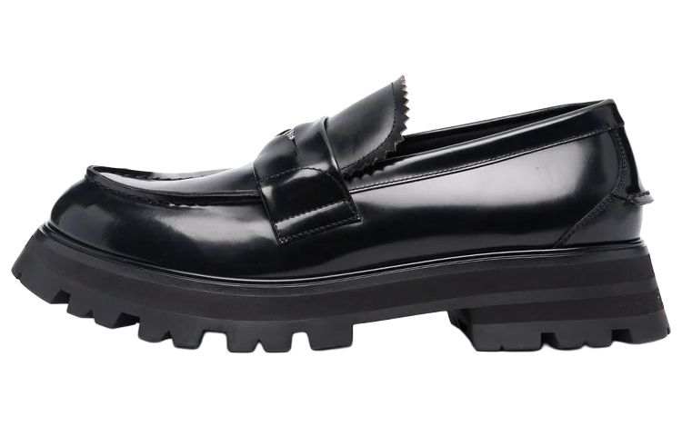 Alexander McQueen Alexander McQueen Ridged Slip-On Loafers